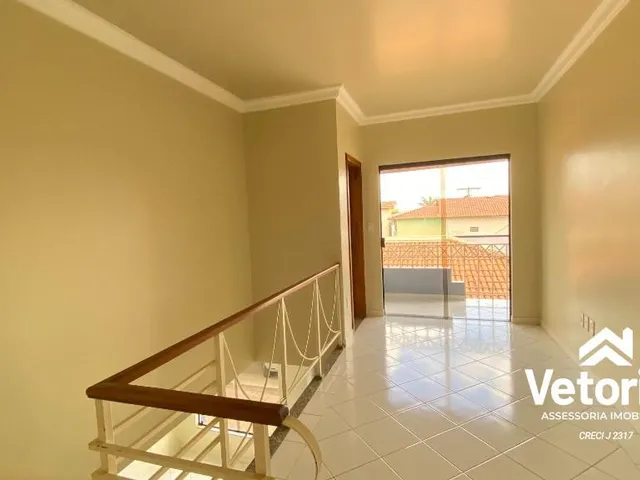 Imagem 7: Você e sua família merecem morar com todo conforto possível. Oferecemos esse sobrado