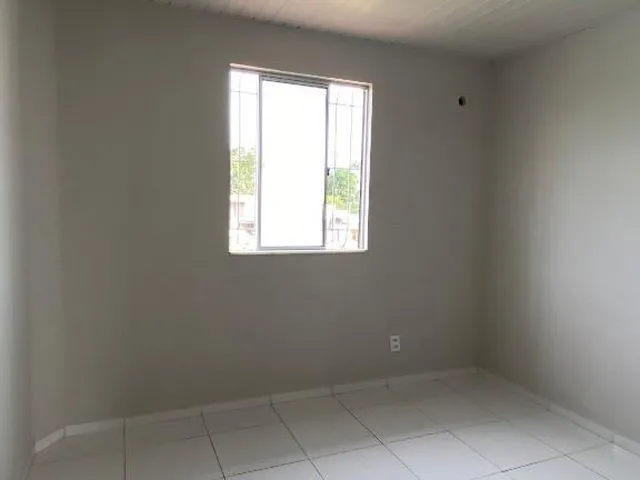 Imagem 6: Residir com segurança é inegociável e por isso te apresentamos esse sobrado para