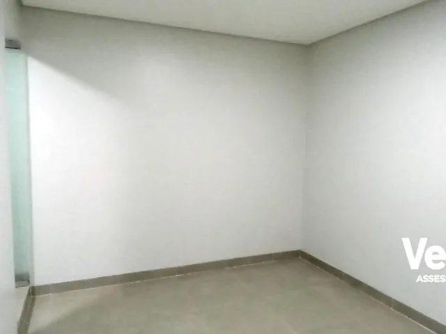 Imagem 2: Bem-vindo ao seu novo refúgio urbano no coração do centro da cidade. Este encantador