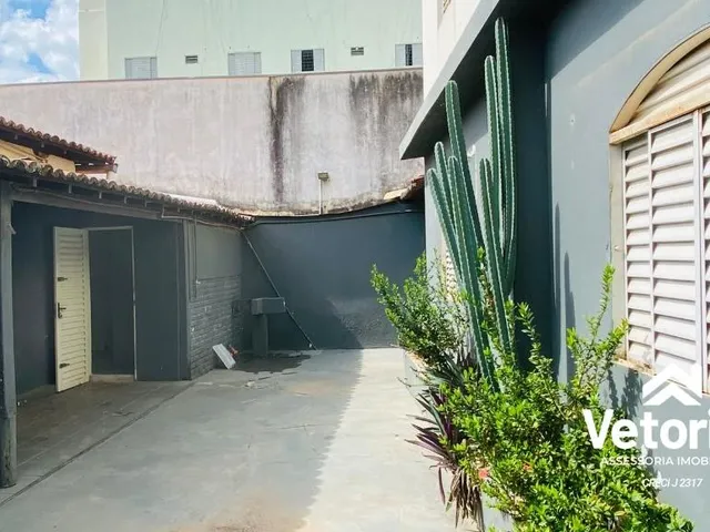 Imagem 16: Ponto comercial espaçoso e bem localizado para o seu negócio? Temos a opção perfeita