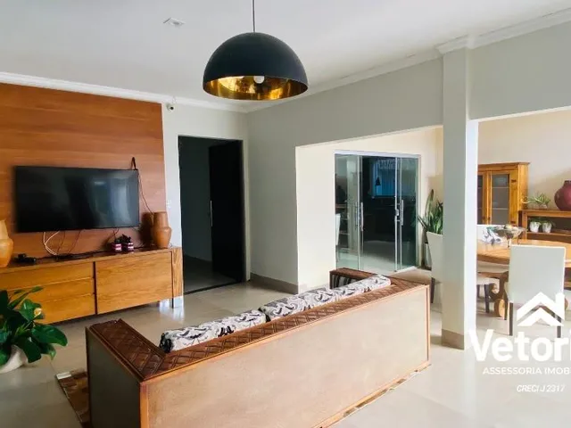 Imagem 16: Venha se encantar com essa maravilhosa casa de captação exclusiva, localizada em um dos