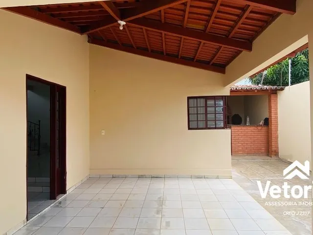Imagem 8: Venha morar em uma casa espaçosa e confortável, perfeita para a sua família! Este