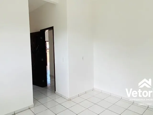 Imagem 12: Venha morar em uma casa espaçosa e confortável, perfeita para a sua família! Este