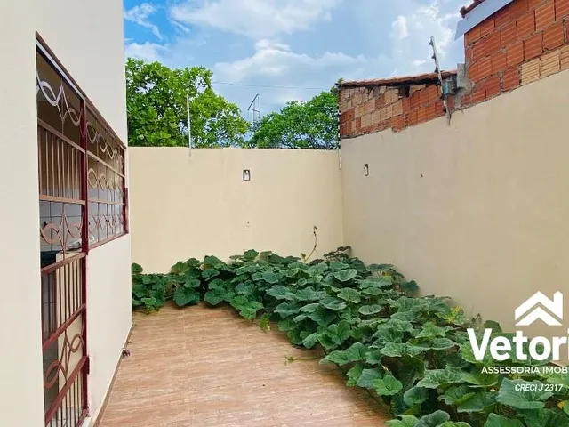 Imagem 3: Venha morar em uma casa espaçosa e confortável, perfeita para a sua família! Este