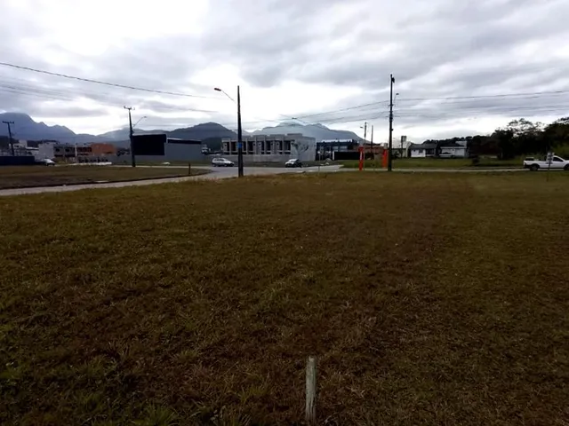 Imagem 7: 0 Terreno / lote com aluguel por R$3.500 /mês