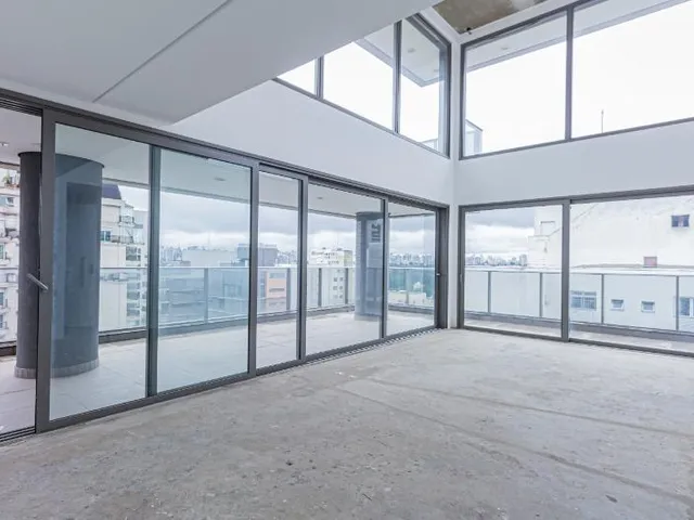 Imagem: Luxuosa Cobertura Residencial à Venda na
