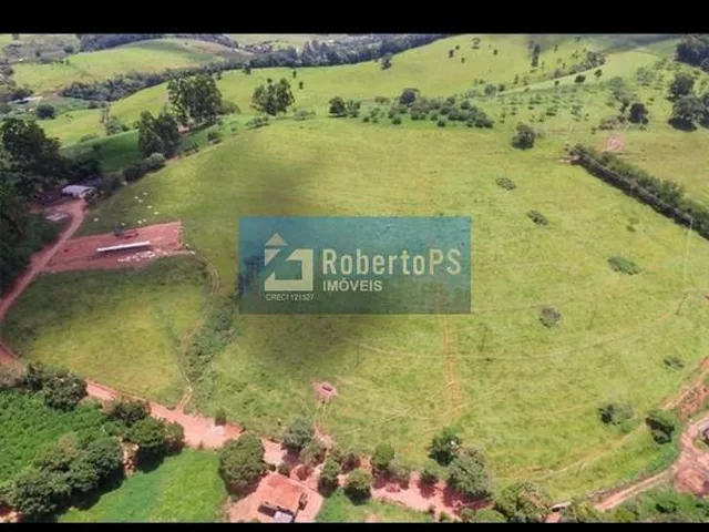 Imagem 2: 0 Fazenda / sítio com 5 dormitórios