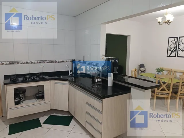 Imagem 6: Casa Espaçosa com 4 Quartos e 2 Banheiros em Jardim santa Maria, Jacareí - São Paulo