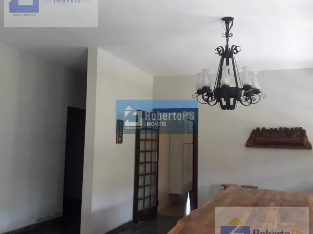 Imagem 12: Chácara À Venda em santa Branca, São Paulo com 4 Suítes, Piscina e Amplo Terreno