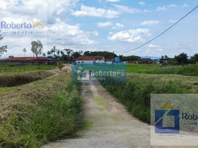 Imagem 6: Em busca de um refúgio tranquilo no campo? Apresentamos a você a oportunidade de