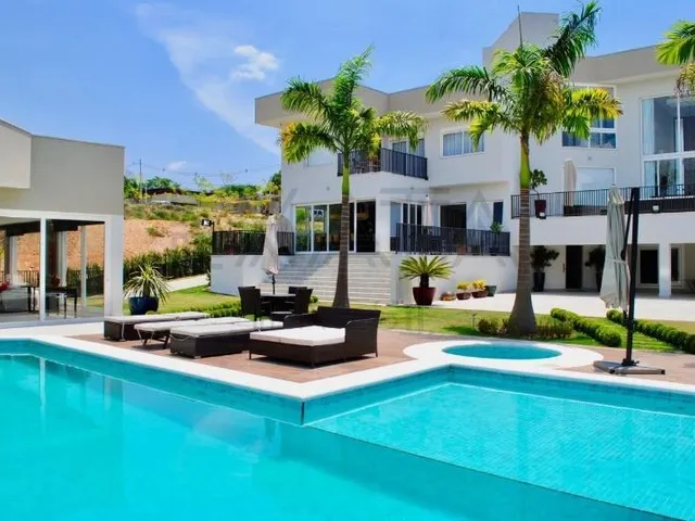 Imagem: Casa maravilhosa com 6 suítes, 7 banheiros