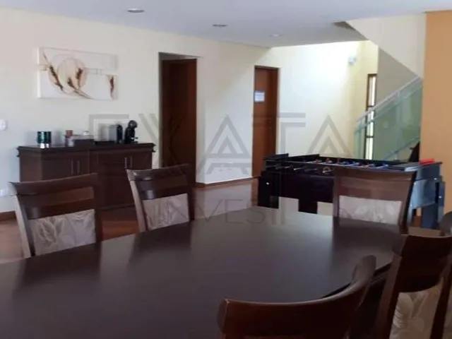 Imagem 12: Descrição do imóvel: Linda casa contemporânea, com 2 lareiras e ótimo