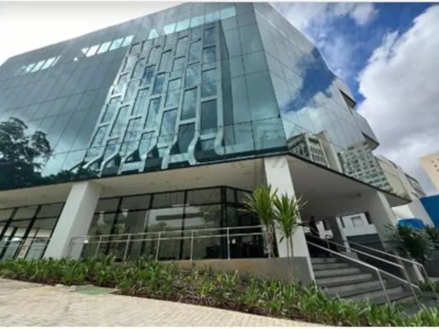 Imagem 4: Edifício Novo Mono Usuário ? 4016m² Gerador áreas Privativas Elevadores