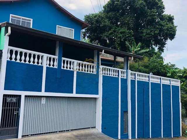 Imagem: Sobrado À Venda com 4 Quartos Sendo 1 Suíte