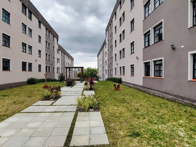 Imagem 2: Apartamento a Venda nas Mercês com 3 Quartos R$ 387.000,00