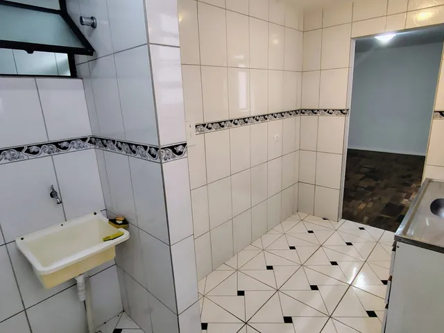 Imagem 12: Apartamento a Venda nas Mercês com 3 Quartos R$ 387.000,00