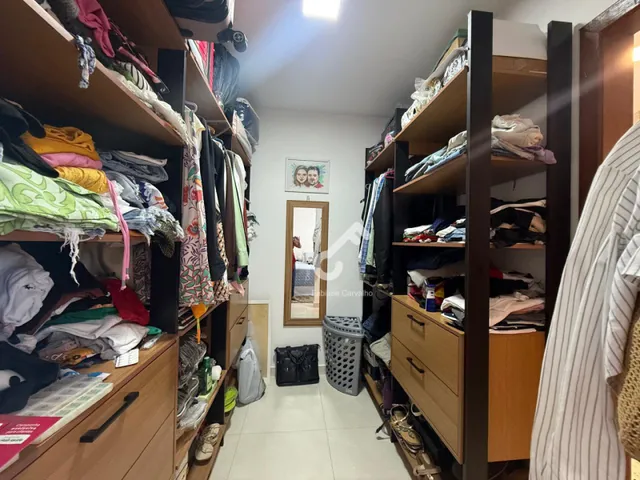 Imagem 16: ESTRADA DO COCO, Abrantes. Duplex composto de 3 quartos sendo 1 suíte com closet