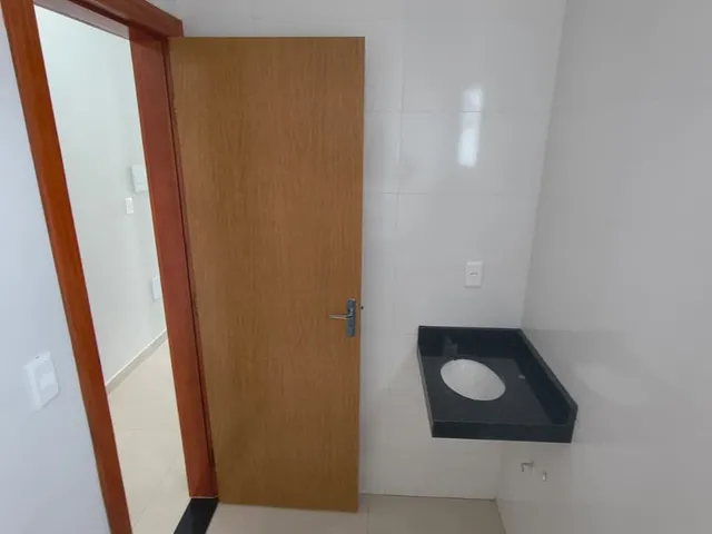Imagem 5: Casa à venda em Vitória da Conquista-BA, bairro Zabelê: 2 quartos, 1 suíte, 1 sala, 2