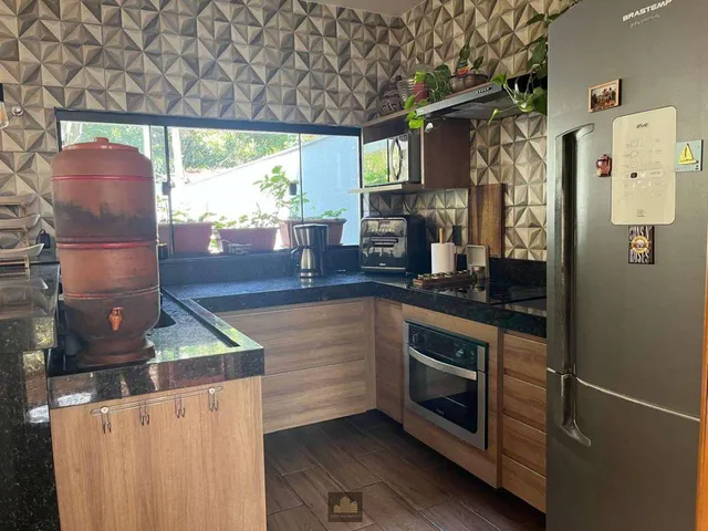 Imagem 8: Casa À Venda em Niterói, Ingá, com 2 Quartos, 107M²