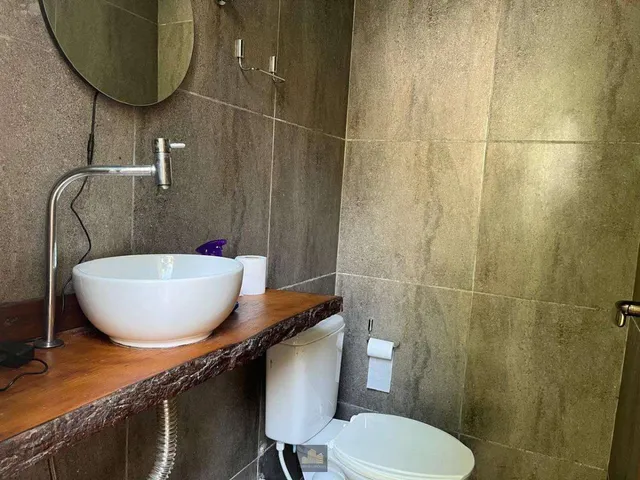 Imagem 13: Casa À Venda em Niterói, Ingá, com 2 Quartos, 107M²