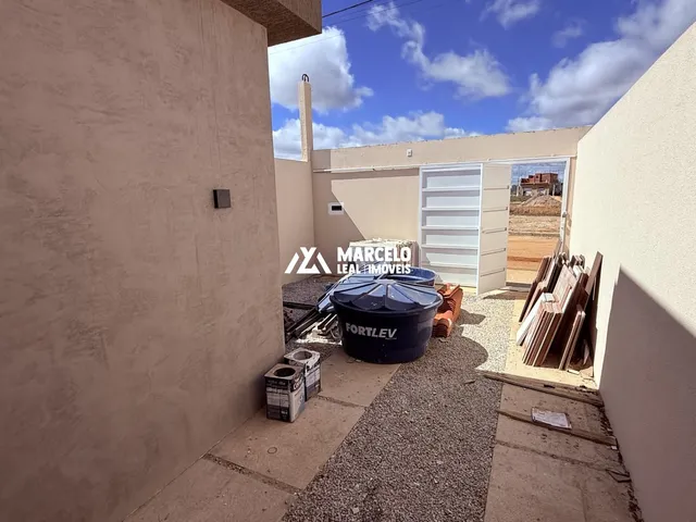Imagem 8: Vendo casa nova de 2/4 send 01 suíte com excelente acabamento em otima localizaç