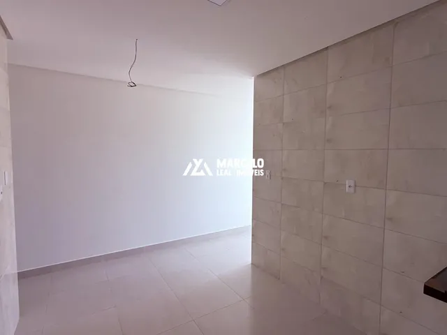 Imagem 11: Vendo casa nova de 2/4 send 01 suíte com excelente acabamento em otima localizaç