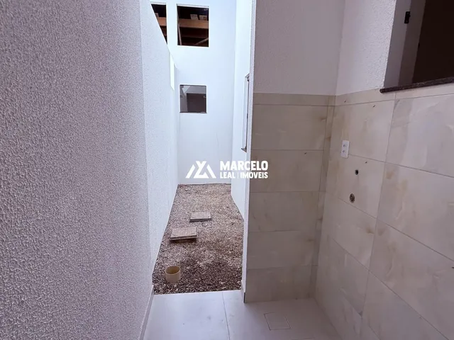 Imagem 14: Vendo casa nova de 2/4 send 01 suíte com excelente acabamento em otima localizaç
