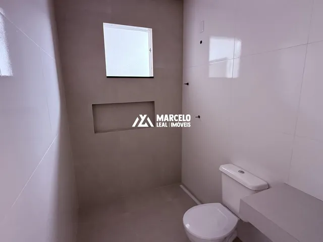 Imagem 10: Vendo casa nova de 2/4 send 01 suíte com excelente acabamento em otima localizaç