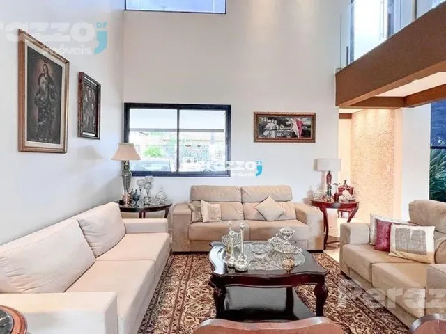 Imagem: A casa possui 5 Dormitórios, 5 Suítes, 6 Banheiros, 6
