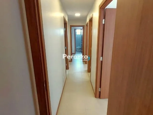 Imagem 9: Vista Privilegiada, Sofisticação e Conforto em um Apartamento de Alto Padrão com 4