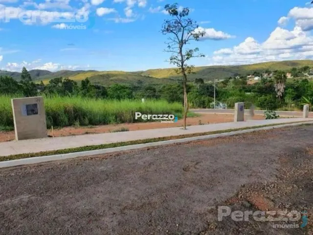 Imagem: Seu Novo Projeto Começa Aqui Terreno Plano