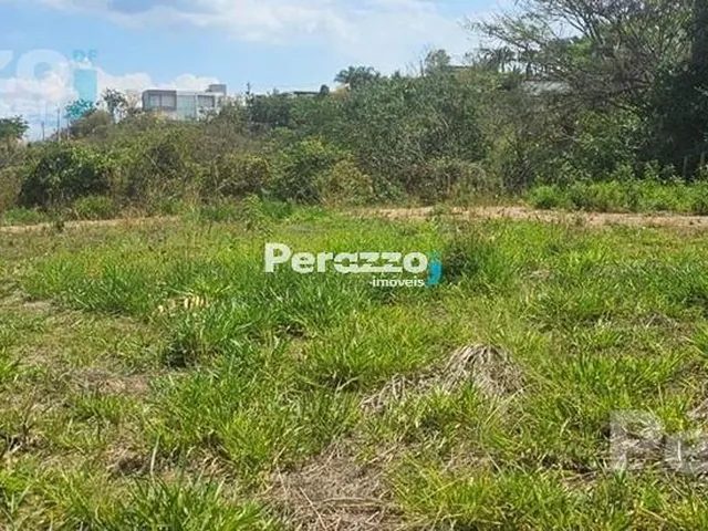 Imagem 3: Terreno com Vista 360°, Nascente e 1.696 m² de Exclusividade no Solar da Serra por R