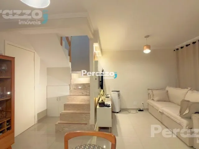 Imagem: Linda Casa de 3 Quartos sendo 1 Suíte Localizada