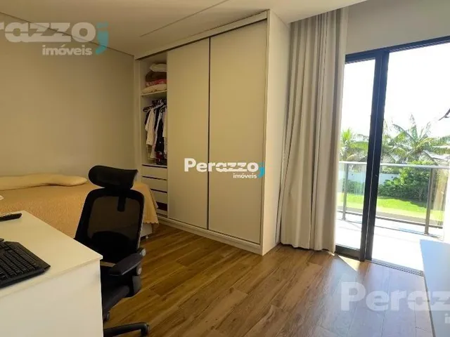 Imagem 2: 0 Casa com 4 dormitórios