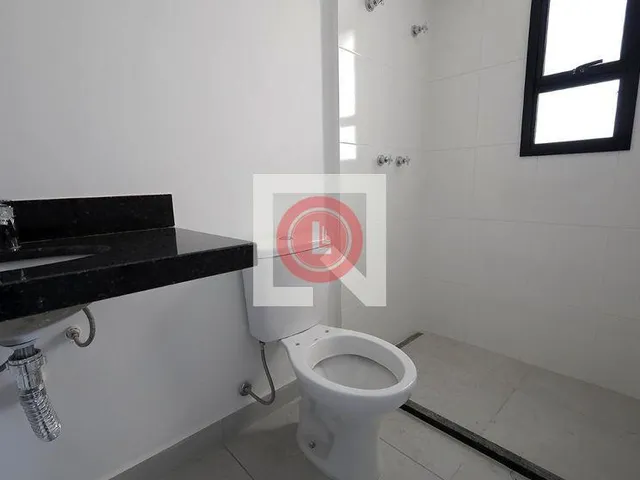 Imagem 16: Este encantador apartamento está localizado na desejada Vila Assunção, em Santo