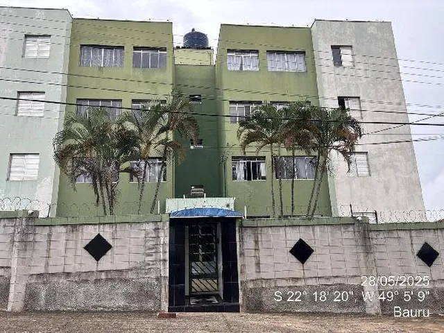 Imagem: O apartamento possui 2 Dormitórios, 1 Banheiro, 1 Vaga na