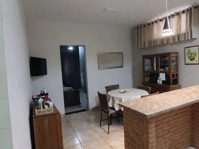 Imagem 14: Imovel com 2 casas separadas para venda na melhor localização de Matao-SP, total 4