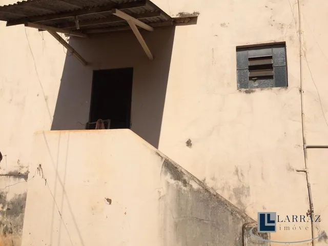 Imagem 11: Casa para venda no Centro de Ribeirão, na Rua Tibiriça, ótima localização, vocação
