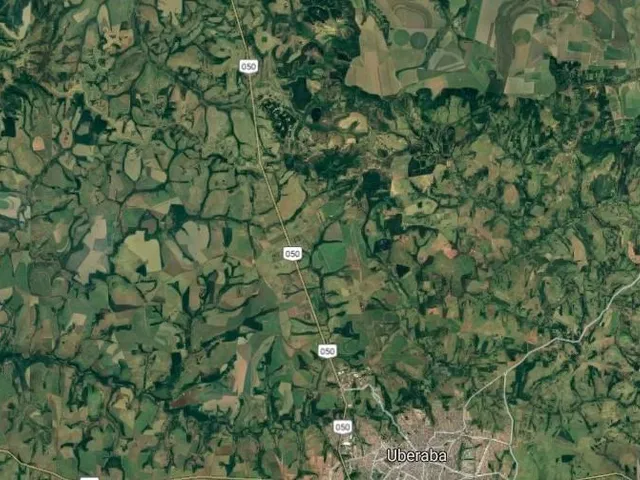 Imagem 3: Fazenda para venda em Uberaba com 240,7627hectares, 3 otimas casas, nascentes, córrego e