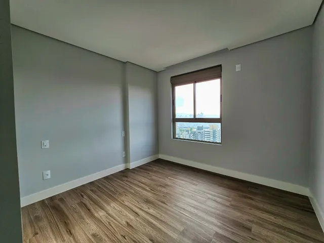 Imagem 16: Apartamento para Venda em Centro com 3 Quartos, Sendo 2 Suítes, 95M²
