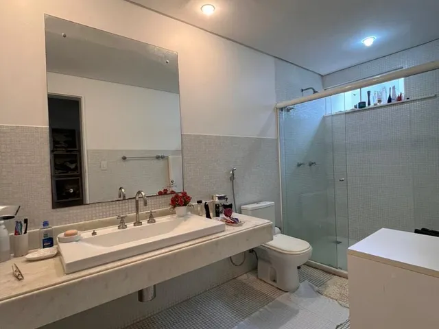 Imagem 4: Vendo Casa em Alphaville I com 600m2, 6/4, sendo 4 suítes, piscina privativa, espaço