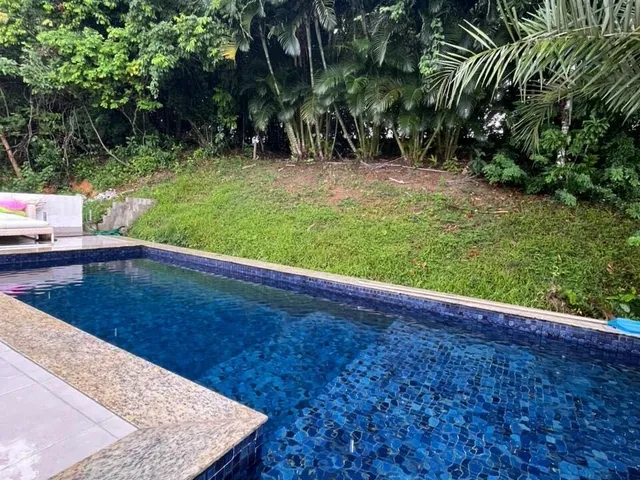 Imagem 6: Vendo Casa em Alphaville I com 600m2, 6/4, sendo 4 suítes, piscina privativa, espaço