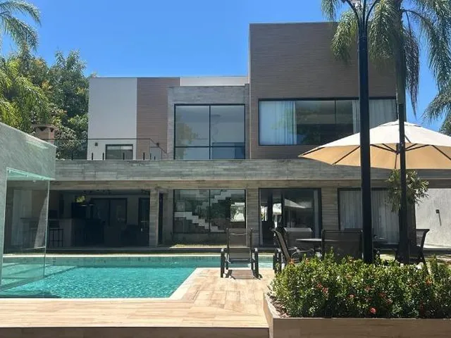 Imagem: Novo Leblon- Magnífica Casa duplex finamente