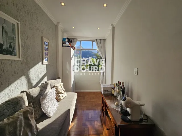 Imagem: Apartamento reformado em frente a faculdade