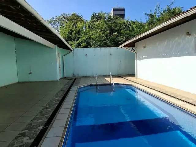 Imagem 16: Vende-Se Casa Duplex no Jardim Libanês - 5 Quartos (Suítes) - 648M² - Piscina