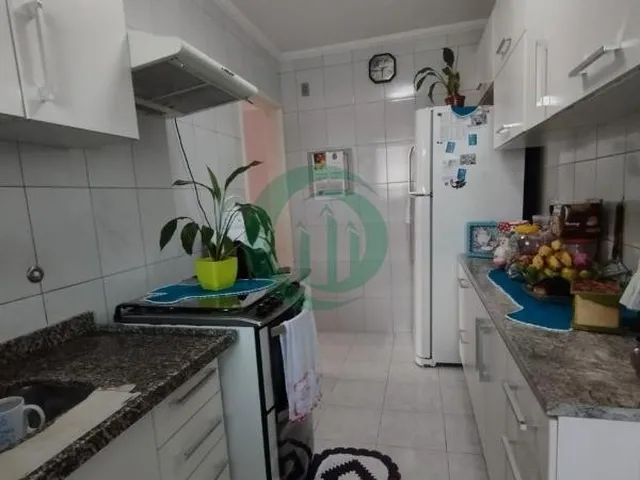 Imagem 7: Venha conhecer este apartamento, com 02 dormitórios, incluindo uma suíte, uma ampla