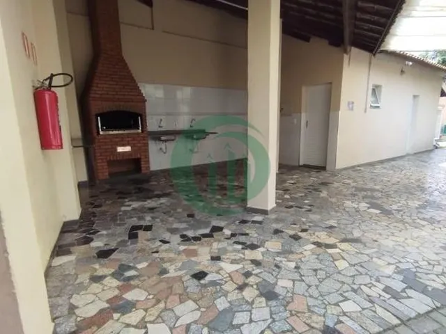 Imagem 3: Venha conhecer este apartamento, com 02 dormitórios, incluindo uma suíte, uma ampla