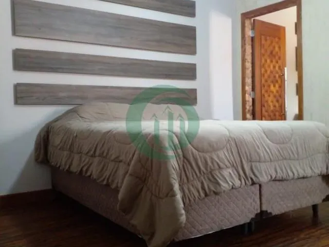 Imagem 3: Incrível imóvel com 02 casas em uma localização privilegiada: Uma delas conta com 03