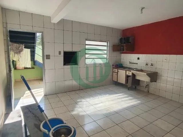 Imagem 12: Sobrado no Parque Gerassi com 200 metros de área construída, dispõe de 3 dormitórios