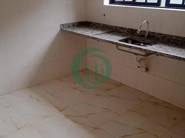 Imagem 9: Sobrado à Venda no Bairro Polônia - Ribeirão Pires Características do Imóvel: 203